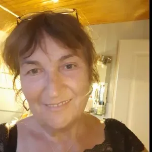 Garde des enfants à leur domicile