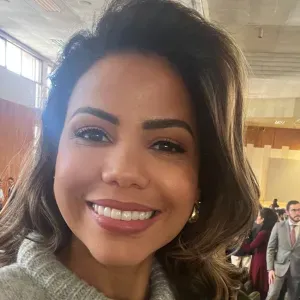 Babysitter disponível com experiência familiar