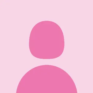 Baby-sitter disponible à temps plein 