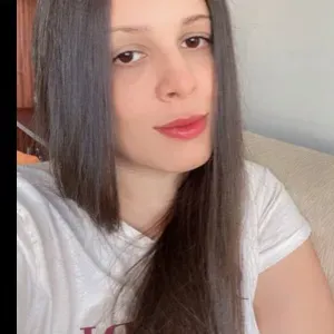 Estou disponível e tenho experiencia em cuidar de idosos