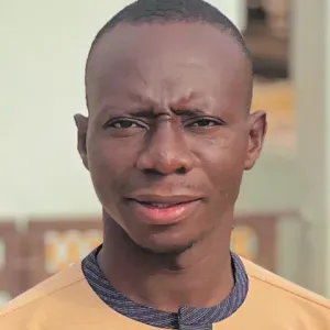 Ghana i do alot cleaning jobs here but I wish