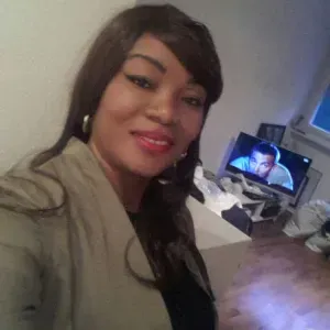 Bonjour je suis une gentille nounou je cherche du travail