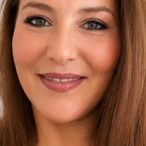 Femme de ménage et garde d'enfants 