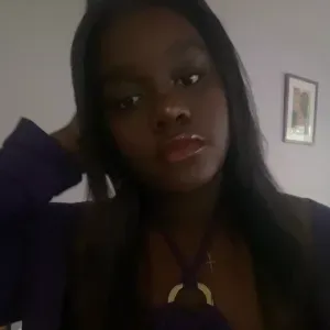 Baby-sitter sérieuse et disponible à Le Mans et à Angers 