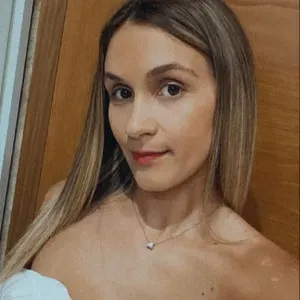 Empregada de limpeza no Porto 