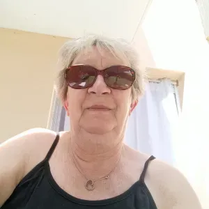 Babysitting sitter nounou expérimenté 