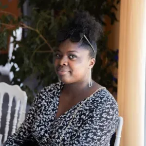 Baby-sitter expérimentée recherche un emploi