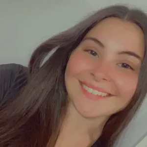 Babysitter com experiência na Madeira.