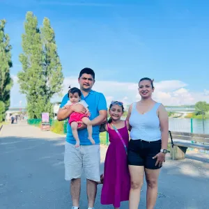 Baby sitting aaaasssssssssssssssgggg