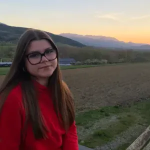 Baby-sitter motivée et avec la joie de vivre sur perpignan 