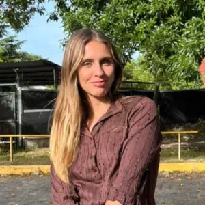 ACOMPAÑAMIENTO Y CUIDADO INFANTIL