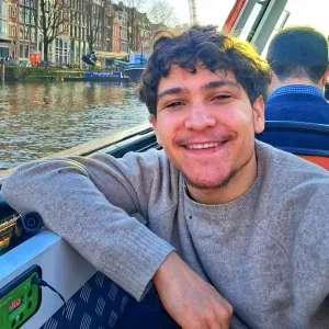 Etudiant en 2ème année d'histoire science politique à l'ICP