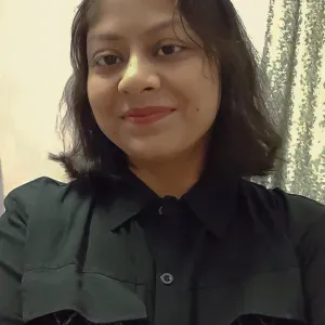 Reliable and caring babysitter in Cergy available part-time