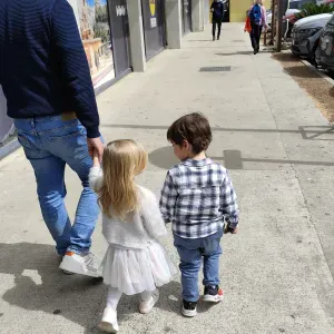 Offre d'emploi pour une baby-sitter à Lunel