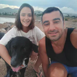 Amante de los animales ,busco un extra de de dinero 