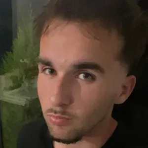 Baby-sitter expérimentée à Mazingarbe 