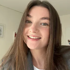 Cat sitter à Paris, meilleure amie des chats 