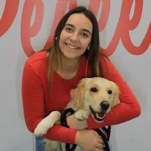Petsitter apaixonada com cães 
