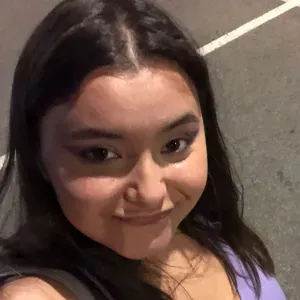 Étudiante d'aide aux devoirs anglais/français 