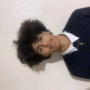 Baby-sitter à Saint-Lô depuis peu 