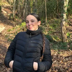 Baby-sitter de confiance, douce et expérimentée