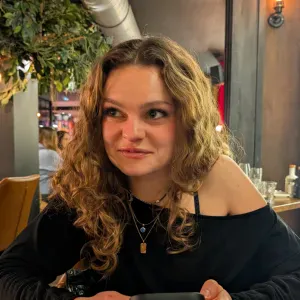 Baby-sitter expérimenté à Angers 