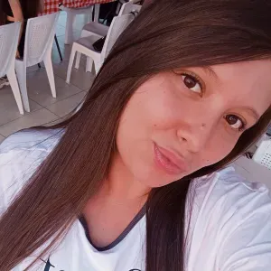 Cuidadora en Orihuela y servicios de limpieza 