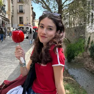 Baby-sitter occasionnelle à Paris 14