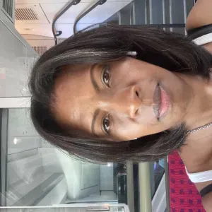 Femme de ménage postule à paris