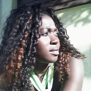 LIMPEZAS EM CASA OU APARTAMENTOS E ESCRITORIOS