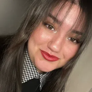 Animatrice périscolaire et étudiante en médecine