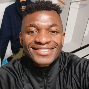 Cleaner at Hotel seme beach cameroon 