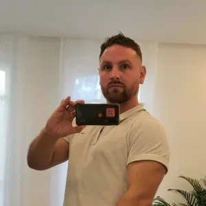 Recherche baby-sitter - garde d'enfants à Nice