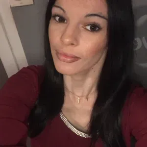 Baby-sitter expérimentée à Nîmes 