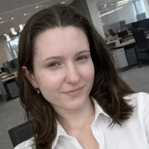 Baby-sitter expérimentée à région 42