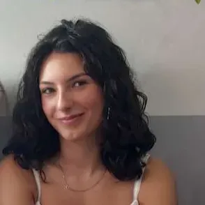 Baby-sitter chaleureuse et responsable sur Uzes !