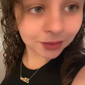 Salut! Je propose des pet sitting services!