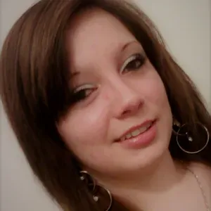 Femme de ménage responsable et professionnelle