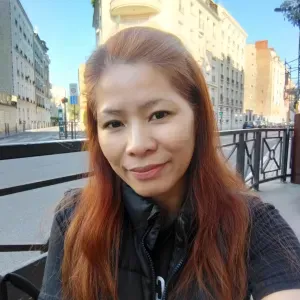 i do taking care of newlyborn and todlers, do cleaning 