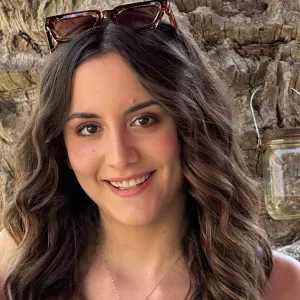 CERCO LAVORO COME BABYSITTER A SPINETOLI E DINTORNI