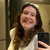 Baby-sitter expérimentée à Lorient 