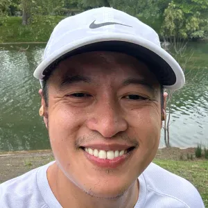 I am a Housekeeper available anytime