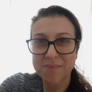 Babysitter esperta a Taranto e provincia 