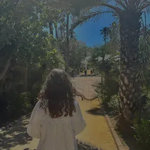 Baby sitter avec de l'expérience 