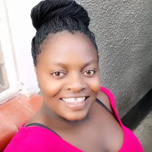 Am a nurse looking for a job as an elderly caregiver 