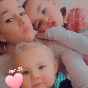 Recherche nounou a mi temps 