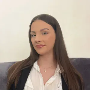 Baby-sitter disponible sur Lyon et ses alentours !