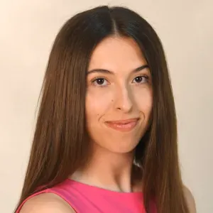 Canguro con experiencia en niños de muchas edades