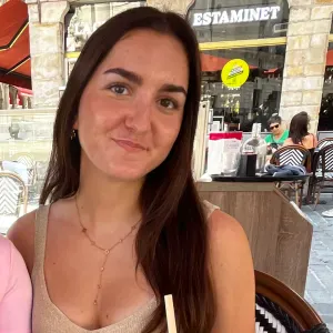 Étudiante disponible pour garder vos enfants à Lille ! 