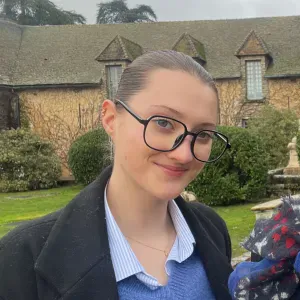 Baby-sitting & aide aux devoirs –Clémence étudiante en santé